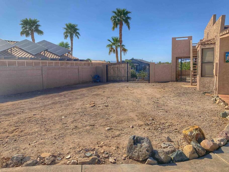 Ultimate Backyard-Pool/Spa. Slide. Lakeview. Ball Lake Havasu City Exteriér fotografie